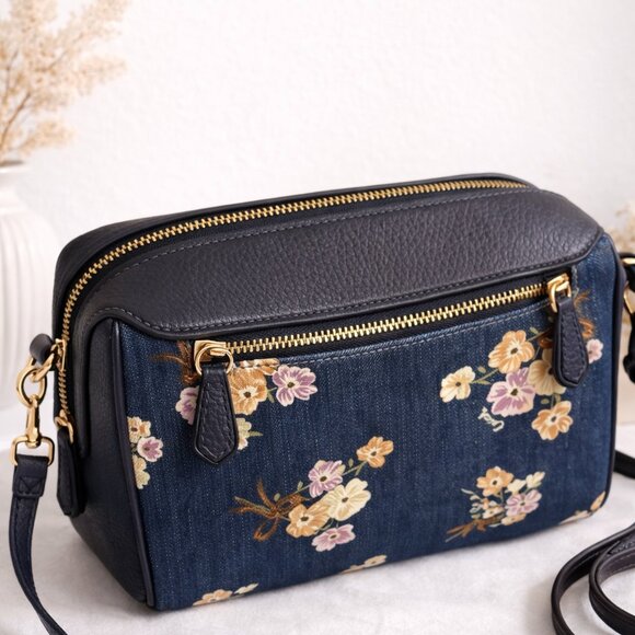 🌸NWOT Coach Denim Floral Crossbody Bag - Picture 4 of 4